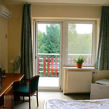 Well Hotel 3*